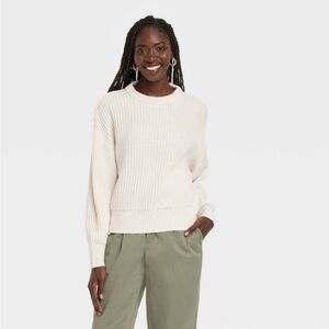 A new day crew neck sweater new